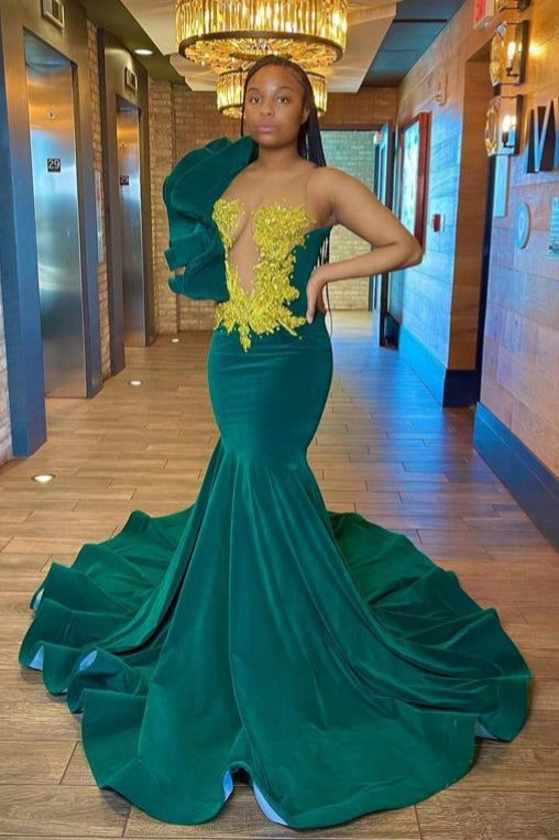 Glamorous Green Sheer Tulle Scoop Mermaid Appliques Sleeveless Prom Dress