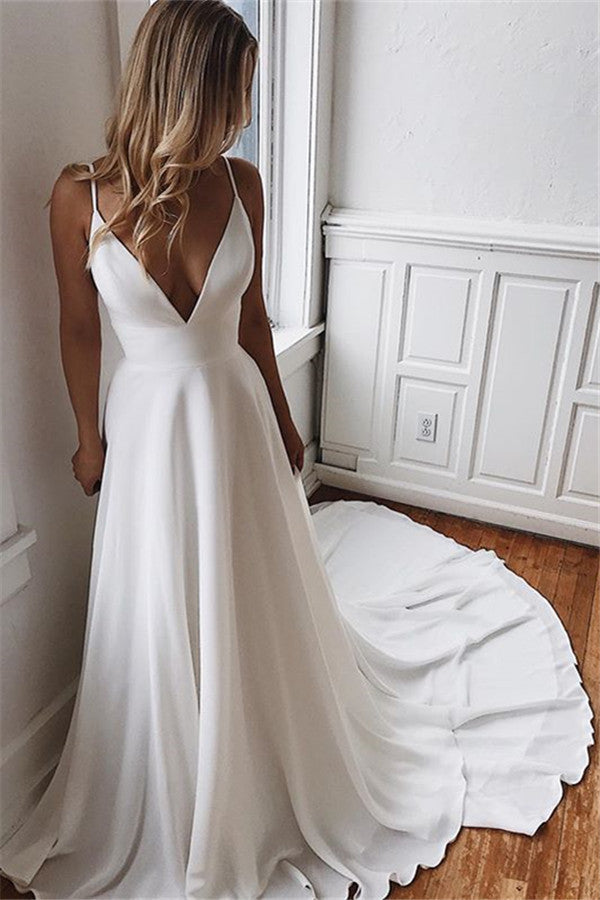 Spaghetti Straps Sexy V-neck Open Back Appliques Beach Wedding Dress